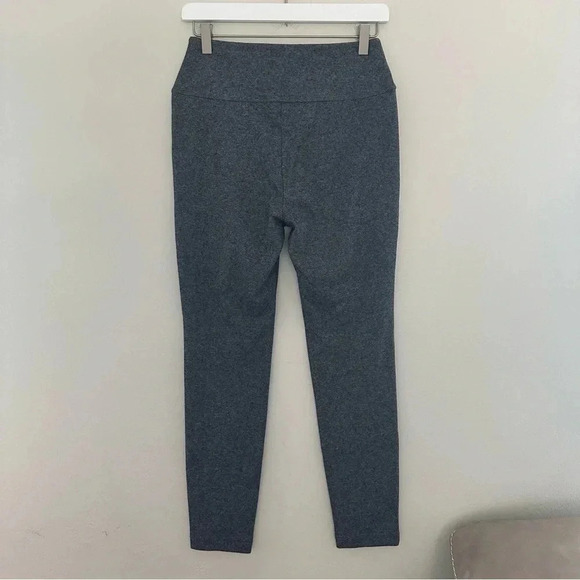 Theory Yoke High Rise Ankle Length Legging in Grey Marled Compact Knit Medium - Picture 5 of 11